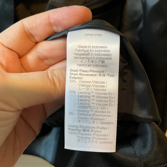 Madewell Button Front Vest Top in Stretch Satin - Picture 8 of 14